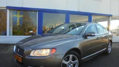Grijs Gebruikt 2008 Volvo S80 Momentum Sedan | € 7.400 (Eerlijke prijs)