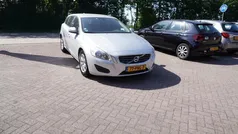 Grijs Gebruikt 2011 Volvo V60 Stationwagen | € 8.944 (Eerlijke prijs)