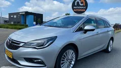 Grijs Gebruikt 2017 Opel Astra Innovation Stationwagen | € 4.999 (Goede deal)