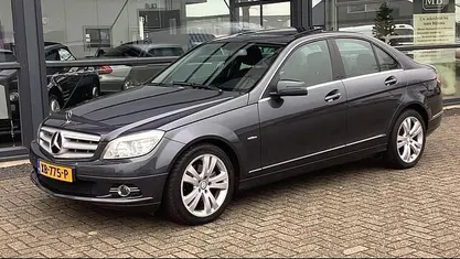 Grijs Gebruikt 2009 Mercedes C200 Avantgarde Sedan | € 8.995 (Eerlijke prijs)
