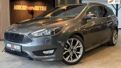 Grijs Gebruikt 2018 Ford Focus ST-Line Stationwagen | € 12.950 (Goede deal)