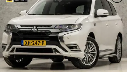 Occasion Mitsubishi Outlander Instyle 225 PK (165 kW) 2019 SUV