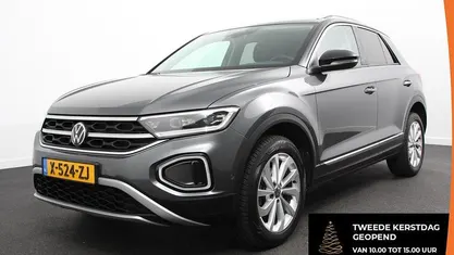 Grijs Gebruikt 2023 VW T-Roc Style SUV | € 27.890 (Eerlijke prijs)