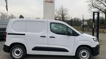 Nieuw Citroën Berlingo 131 PK (96 kW) 2025 Wit MPV