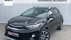 Gebruikt 2019 Kia Stonic SUV | € 14.640 (Eerlijke prijs)