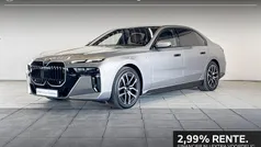 Grijs Gebruikt 2024 BMW i7 M Sport Sedan | € 84.995 (Super prijs)