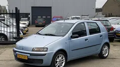 Blauw Gebruikt 2003 Fiat Punto Dynamic Hatchback | € 1.695 (Eerlijke prijs)