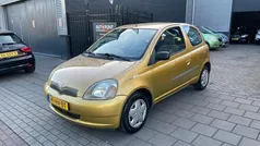 Geel Gebruikt 2001 Toyota Yaris Sol Hatchback | € 1.499 (Eerlijke prijs)