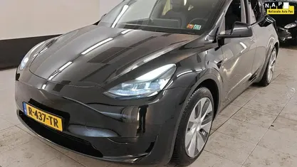 Occasion 2022 Tesla Model Y RWD SUV | € 24.996 (Eerlijke prijs)