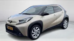 Bruin Gebruikt 2022 Toyota Aygo Limited Hatchback | € 20.450 (Eerlijke prijs)