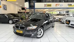 Zwart, metallic lak Gebruikt 2012 BMW 318 Comfort Edition Stationwagen | € 8.450 (Goede deal)
