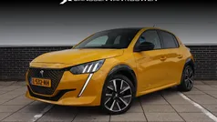 Geel Gebruikt 2021 Peugeot e-208 GT Hatchback | € 17.895 (Eerlijke prijs)