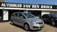 Grijs Gebruikt 2005 Opel Zafira Business MPV | € 1.999 (Eerlijke prijs)