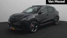 Zwart Gebruikt 2025 Alfa Romeo Junior Veloce SUV | € 41.900 (Super prijs)