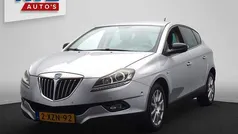 Grijs Gebruikt 2010 Lancia Delta Hatchback | € 2.900 (Super prijs)