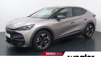 Beige, metallic lak Gebruikt 2025 Cupra Tavascan SUV | € 46.840 (Eerlijke prijs)