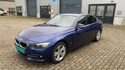 Occasion BMW 330 252 PK (185 kW) 2017 Blauw Sedan