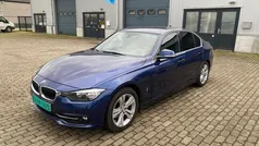 Blauw Gebruikt 2017 BMW 330 Sedan | € 21.950 (Eerlijke prijs)