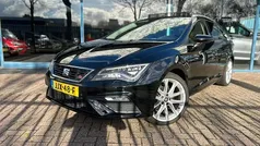 Zwart (metallic) Gebruikt 2017 Seat Leon ST FR Stationwagen | € 14.995 (Eerlijke prijs)