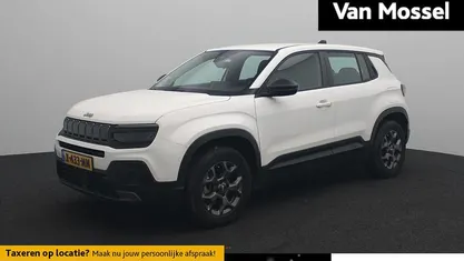 Wit Occasion 2024 Jeep Avenger EV Longitude SUV | € 22.445 (Goede deal)