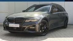 Grijs Gebruikt 2022 BMW 330e Comfort Edition Stationwagen | € 43.950 (Eerlijke prijs)