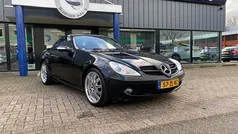 Zwart Gebruikt 2007 Mercedes SLK200 Cabriolet | € 13.745 (Eerlijke prijs)