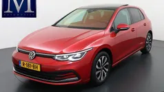 Gebruikt 2021 VW Golf VIII Life Hatchback | € 24.440 (Eerlijke prijs)