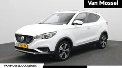 Gebruikt 2021 MG ZS Luxury Sedan | € 16.495 (Eerlijke prijs)