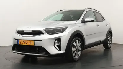 Occasion 2024 Kia Stonic SUV | € 21.950 (Eerlijke prijs)