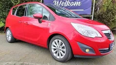 Rood Gebruikt 2013 Opel Meriva Color Edition MPV | € 6.500 (Eerlijke prijs)