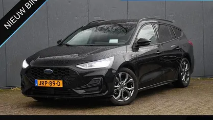Zwart Occasion 2026 Ford Focus ST-Line X Stationwagen | € 28.995 (Super prijs)