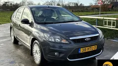 Grijs Gebruikt 2009 Ford Focus Titanium Hatchback | € 3.145 (Eerlijke prijs)
