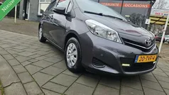 Grijs Gebruikt 2012 Toyota Yaris Hatchback | € 7.445 (Eerlijke prijs)