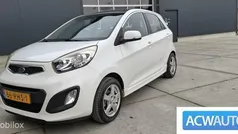 Wit Gebruikt 2011 Kia Picanto Comfort Hatchback | € 2.500 (Super prijs)