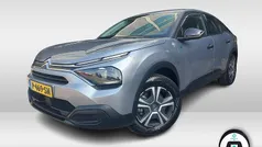 Grijs Gebruikt 2022 Citroën e-C4 Live SUV | € 16.425 (Goede deal)
