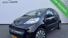 Zwart Gebruikt 2009 Peugeot 107 Hatchback | € 1.950 (Eerlijke prijs)