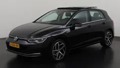 Zwart Gebruikt 2020 VW Golf VII Style Hatchback | € 26.895 (Eerlijke prijs)