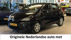 Zwart Gebruikt 2019 Toyota Yaris Active Hatchback | € 14.650 (Eerlijke prijs)