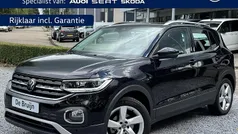 Zwart Gebruikt 2023 VW T-Cross Style SUV | € 27.450 (Eerlijke prijs)