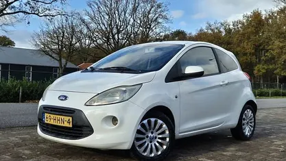 Wit Gebruikt 2008 Ford Ka Titanium Hatchback | € 1.399 (Eerlijke prijs)