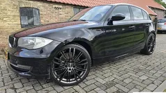 Zwart Gebruikt 2007 BMW 116 Executive Hatchback | € 3.650 (Eerlijke prijs)