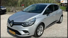 Zilver Gebruikt 2016 Renault Clio IV LIMITED Hatchback | € 8.950 (Eerlijke prijs)