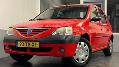 Rood Gebruikt 2007 Dacia Logan Lauréate Sedan | € 995 (Super prijs)