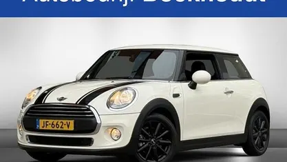 Wit Occasion 2016 Mini ONE Business Hatchback | € 9.250 (Eerlijke prijs)