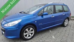 Blauw Gebruikt 2006 Peugeot 307 Stationwagen | € 1.349 (Eerlijke prijs)