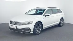 Gebruikt 2022 VW Passat Business Sedan | € 23.945 (Eerlijke prijs)