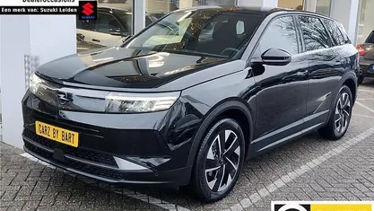 Zwart (metallic) Occasion 2025 Opel Grandland X Edition SUV | € 34.945 (Eerlijke prijs)