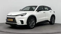 Wit Gebruikt 2024 Lexus LBX Business Edition SUV | € 38.950 (Eerlijke prijs)