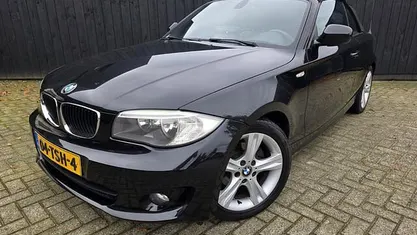 Zwart Occasion 2012 BMW 118 Cabriolet Executive Cabriolet | € 9.950 (Eerlijke prijs)