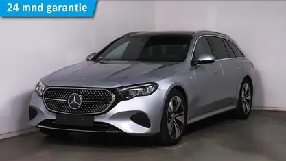 Occasion 2025 Mercedes E300 Stationwagen | € 54.750 (Super prijs)